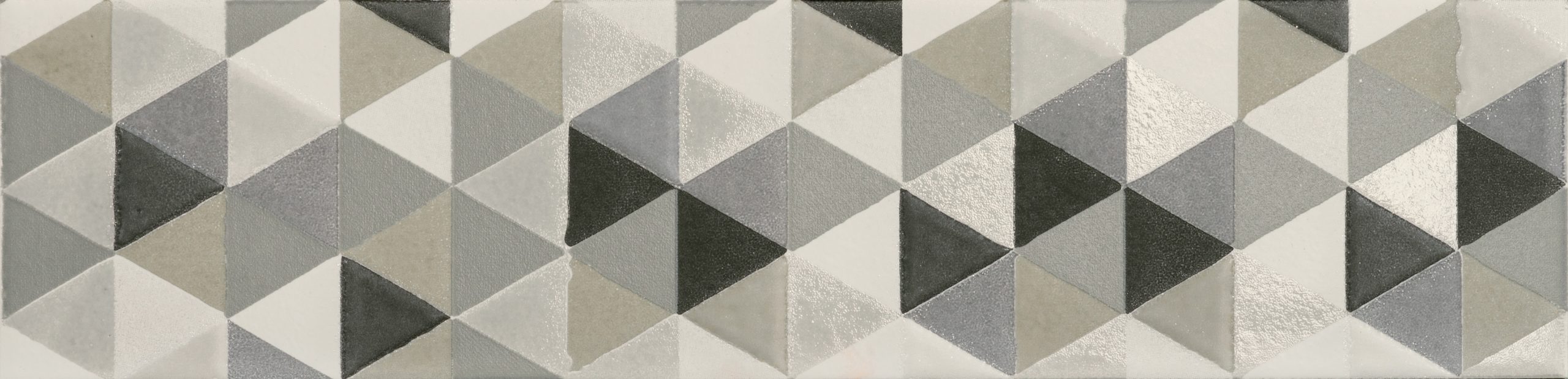 TONE 1741 Triangles Mix 1, 7,5x30cm hr. 8,5mm TONE 1741 Triangles Mix 1, 7,5x30cm hr. 8,5mm